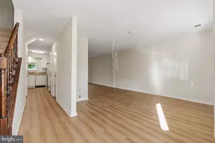 2836 Lester Lee Ct, Falls Church, VA 22042 - Photo 3