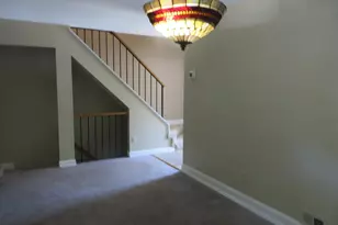 6896 Deer Run Dr, Alexandria, VA 22306 - Photo 15