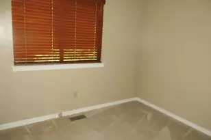 6896 Deer Run Dr, Alexandria, VA 22306 - Photo 25