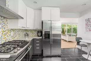 7216 Stafford Rd, Alexandria, VA 22307 - Photo 17