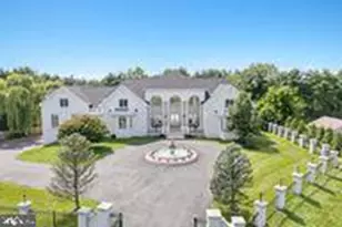 606 Brockman Ct, Great Falls, VA 22066 - Photo 5