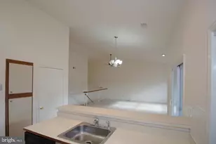12929 Grays Pointe Rd, Fairfax, VA 22033 - Photo 11