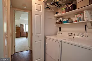 1650 Parkcrest Cir, Reston, VA 20190 - Photo 13