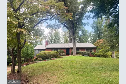 6450 Queen Anne Terrace, Falls Church, VA 22044 - Photo 1
