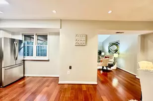 3140 Babashaw Ct, Fairfax, VA 22031 - Photo 7