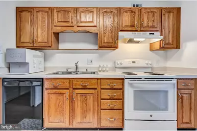 2300 Pimmit Drive #1201, Falls Church, VA 22043 - Photo 9