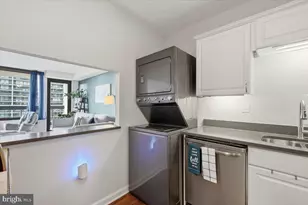 3701 S George Mason Dr, Falls Church, VA 22041 - Photo 9