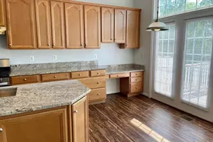 2405 Cypress Green Ln, Herndon, VA 20171 - Photo 7