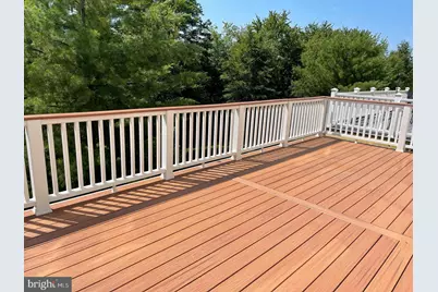 2405 Cypress Green Lane, Herndon, VA 20171 - Photo 9