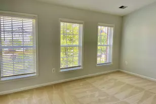 2405 Cypress Green Ln, Herndon, VA 20171 - Photo 19