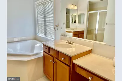 2405 Cypress Green Lane, Herndon, VA 20171 - Photo 15