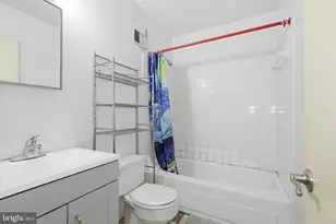 6369 Silver Ridge Cir, Alexandria, VA 22315 - Photo 11