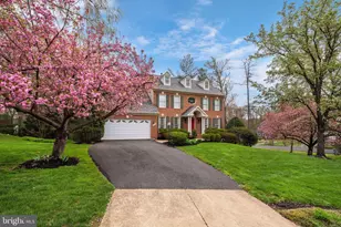 8609 Woodland Heights Ct, Alexandria, VA 22309 - Photo 3