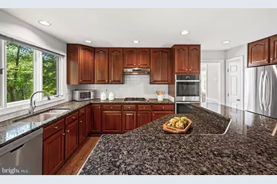 8609 Woodland Heights Court, Alexandria, VA 22309 - Photo 17