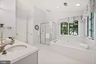 8609 Woodland Heights Ct, Alexandria, VA 22309 - Photo 37