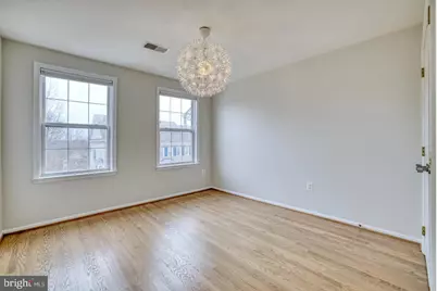 5742 Governors Pond Circle, Alexandria, VA 22310 - Photo 23