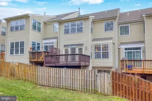 5742 Governors Pond Cir, Alexandria, VA 22310 - Photo 37