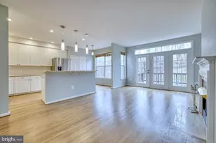 5742 Governors Pond Cir, Alexandria, VA 22310 - Photo 13