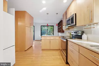 2165 Cabots Point Lane, Reston, VA 20191 - Photo 15