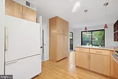 2165 Cabots Point Lane, Reston, VA 20191 - Photo 17