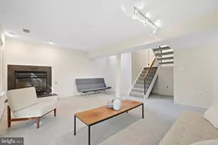 2165 Cabots Point Ln, Reston, VA 20191 - Photo 33