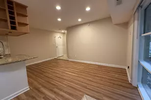 4937 Americana Dr, Annandale, VA 22003 - Photo 5