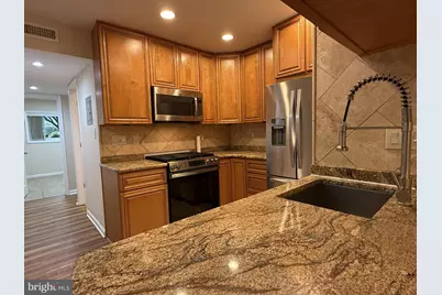 4937 Americana Drive #T3, Annandale, VA 22003 - Photo 9
