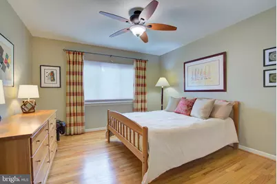 1442 Yellowwood Court, Reston, VA 20190 - Photo 17
