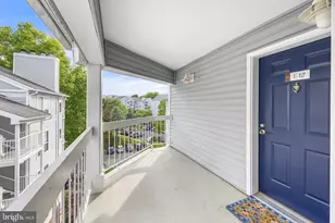 3175 Summit Square Dr, Oakton, VA 22124 - Photo 21