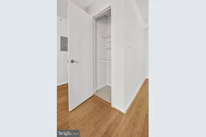 3175 Summit Square Drive #5-E12, Oakton, VA 22124 - Photo 19