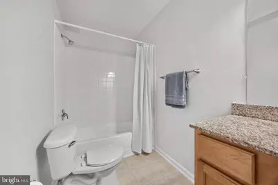 3175 Summit Square Drive #5-E12, Oakton, VA 22124 - Photo 17