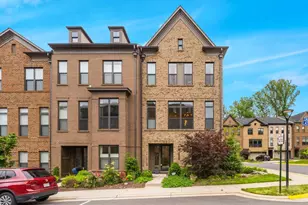 4489 Lateleaf Trl, Fairfax, VA 22030 - Photo 17