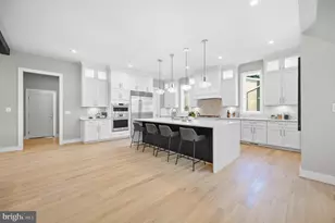 536 Walker St SW, Vienna, VA 22180 - Photo 19