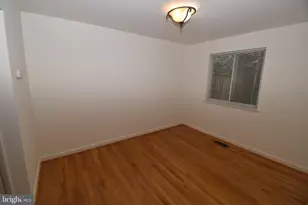 1436 Greenmont, Reston, VA 20190 - Photo 21