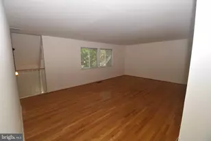 1436 Greenmont, Reston, VA 20190 - Photo 17