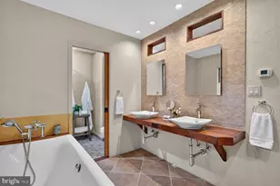 3439 Malbrook Dr, Falls Church, VA 22044 - Photo 43