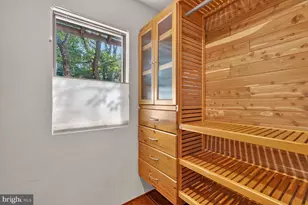 3439 Malbrook Dr, Falls Church, VA 22044 - Photo 47