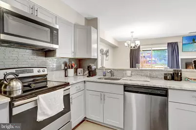 3940 Woodhue Place #18, Alexandria, VA 22309 - Photo 5