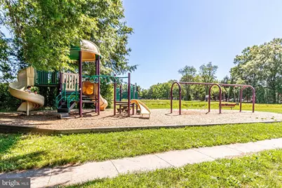 3940 Woodhue Place #18, Alexandria, VA 22309 - Photo 27