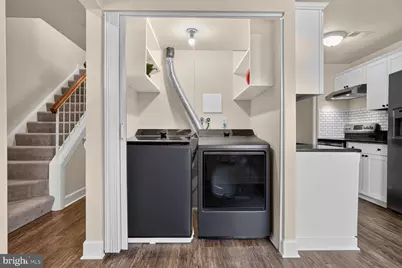 858 Dogwood Court, Herndon, VA 20170 - Photo 5