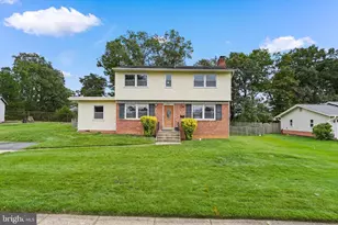 6213 Thomas Dr, Springfield, VA 22150 - Photo 1