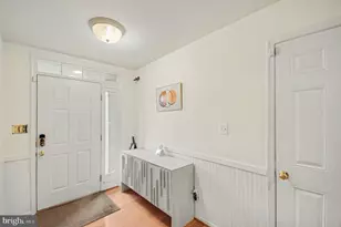 8139 Dove Cottage Ct, Lorton, VA 22079 - Photo 5