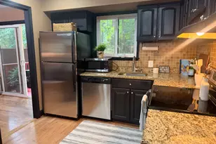 2424 Cloudcroft Square, Reston, VA 20191 - Photo 3