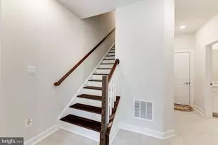 13036 Hattontown Square, Herndon, VA 20171 - Photo 3