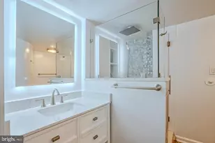 1800 Old Meadow Rd, McLean, VA 22102 - Photo 19