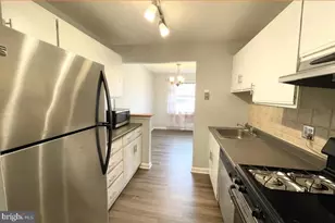 1935 Wilson Ln, McLean, VA 22102 - Photo 7