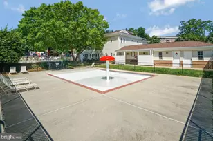 1935 Wilson Ln, McLean, VA 22102 - Photo 23