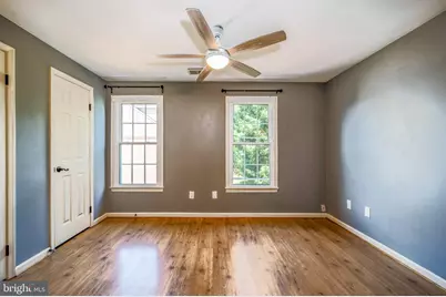 7804 Colonial Springs Boulevard, Alexandria, VA 22306 - Photo 17