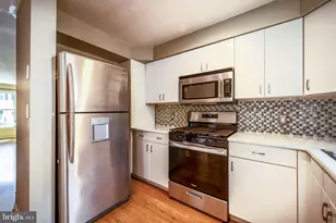 7804 Colonial Springs Blvd, Alexandria, VA 22306 - Photo 9