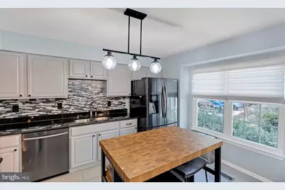 7033 Solomon Seal Court, Springfield, VA 22152 - Photo 11
